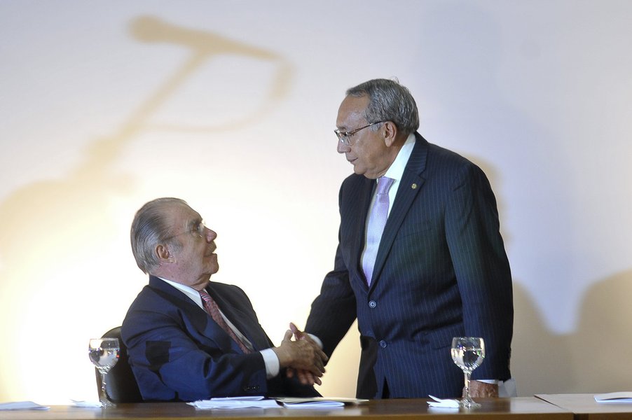 Cota de Sarney diminui e Gastão deve cair (Foto: VAlter Campanato?Agencia Brasil) Cota de Sarney diminui e Gastão deve cair