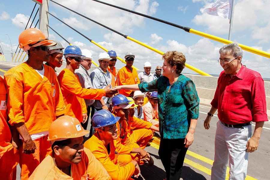 Em Sergipe, Dilma ressalta R$ 66,8 bi para Prefeituras (Foto: Roberto Stuckert Filho) Em Sergipe, Dilma ressalta R$ 66,8 bi para Prefeituras