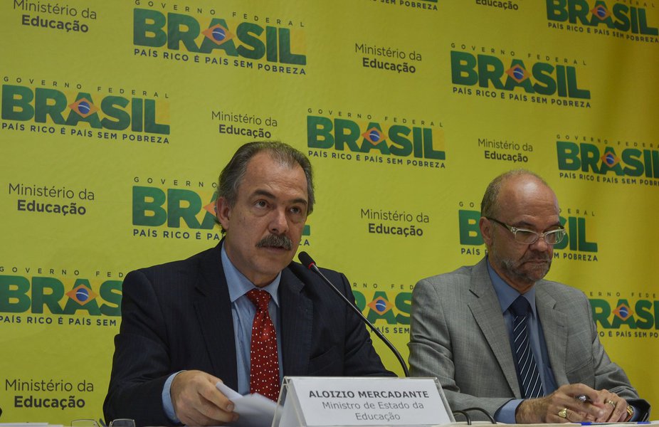 Após deboches, Enem 2013 terá correção mais rígida (Foto: Marcello Casal Jr./ABr) Após deboches, Enem 2013 terá correção mais rígida