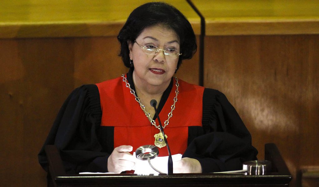 Corte venezuelana descarta envio de médicos para avaliar Chávez (Foto: Carlos Garcia Rawlins) Corte venezuelana descarta envio de médicos para avaliar Chávez