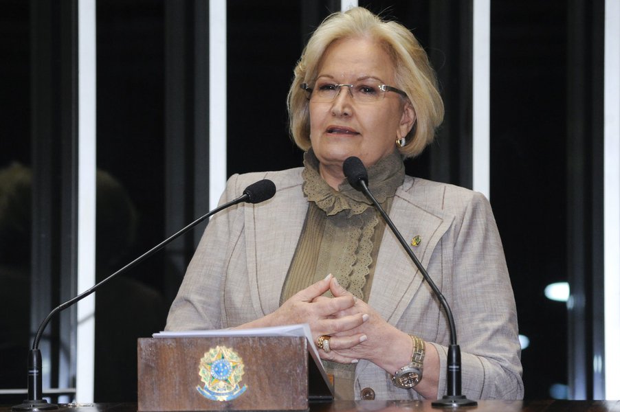 Bancada gaúcha quer comissão para tratar de casas de eventos (Foto: Waldemir Barreto) Bancada gaúcha quer comissão para tratar de casas de eventos