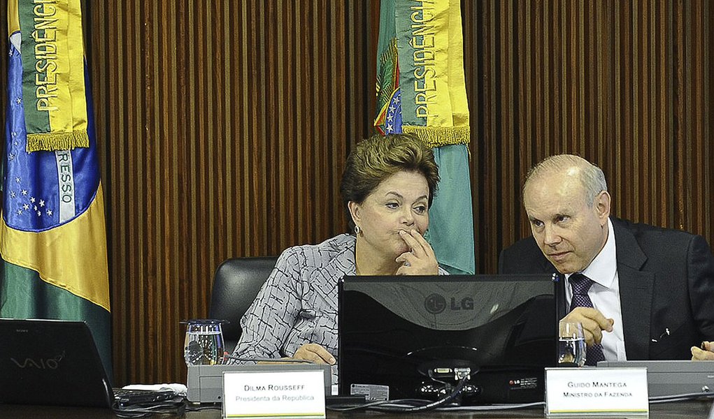Preisdenta Dilma Rousseff, se reune com empresários (Foto: Roberta Namour) Preisdenta Dilma Rousseff, se reune com empresários