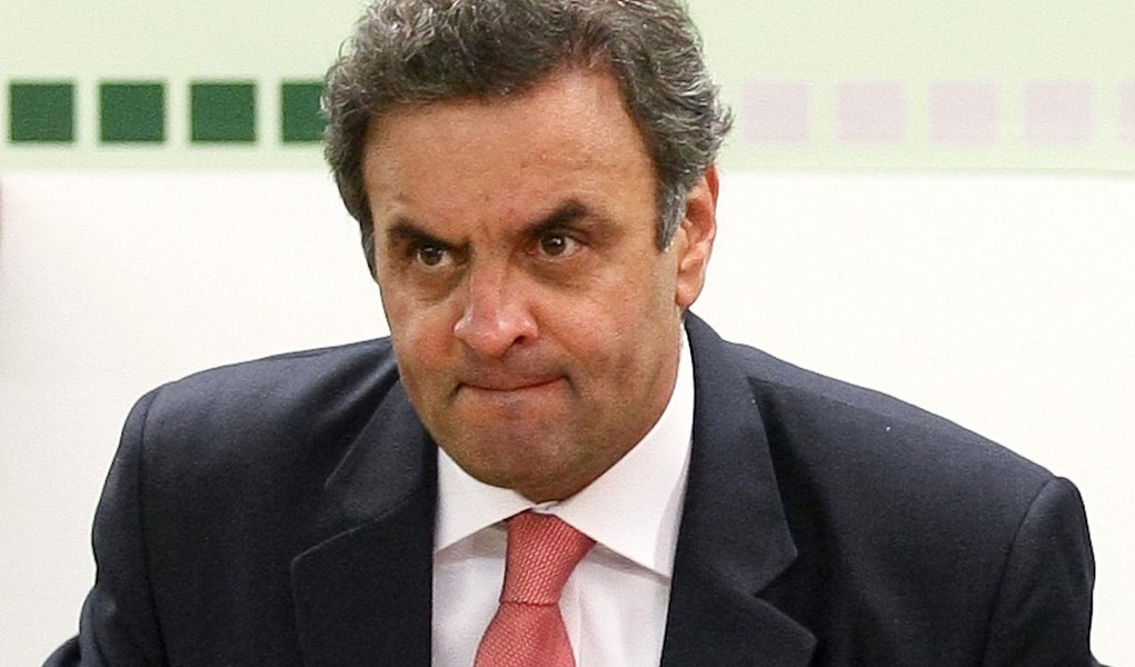 Aécio: PT ressuscita 'Lei Falcão' (Foto: Pedro Ladeira/ FOLHAPRESS/4847) Aécio: PT ressuscita 'Lei Falcão'