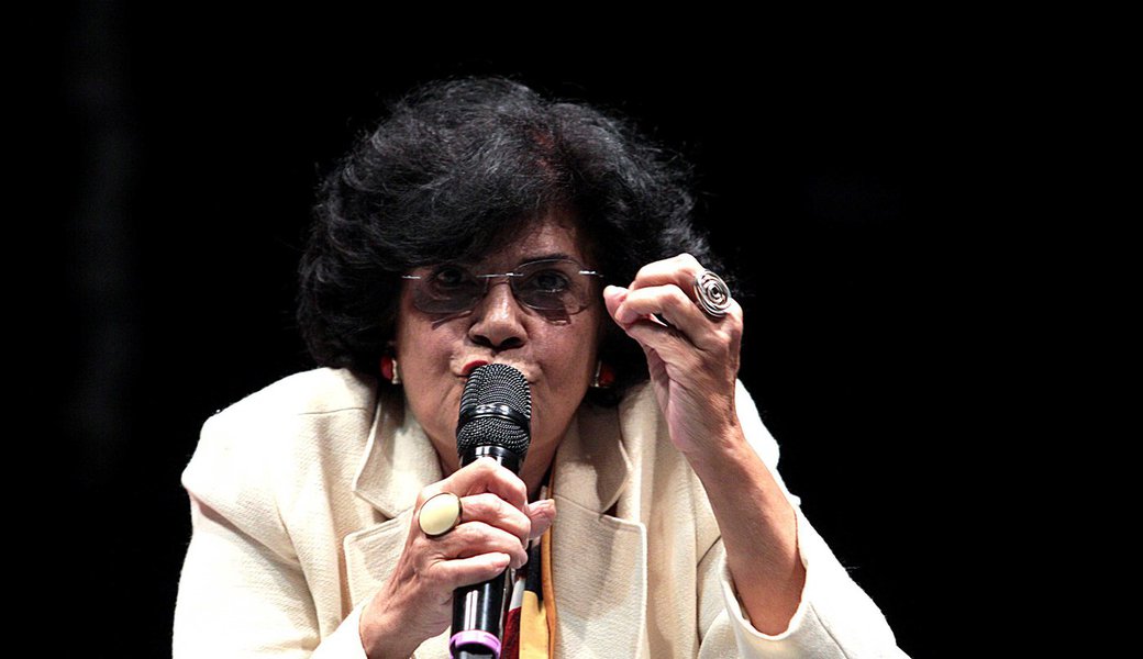 Chauí: classe média é fascista, violenta e ignorante (Foto: LAN) Chauí: classe média é fascista, violenta e ignorante