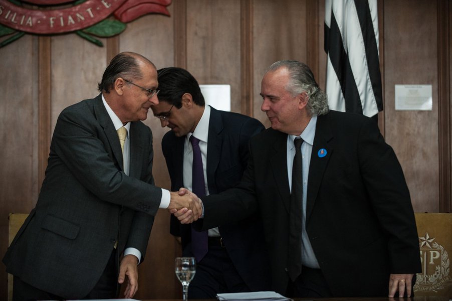 Alckmin destaca segurança ao lançar 'Bolsa Crack' (Foto: Marcelo Camargo/ABr) Alckmin destaca segurança ao lançar 'Bolsa Crack'