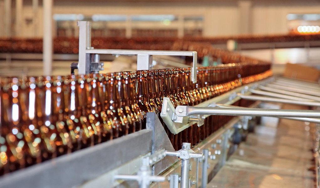 Petrópolis anuncia fábrica de R$ 600 milhões (Foto: HamsterMan/Shutterstock) Petrópolis anuncia fábrica de R$ 600 milhões