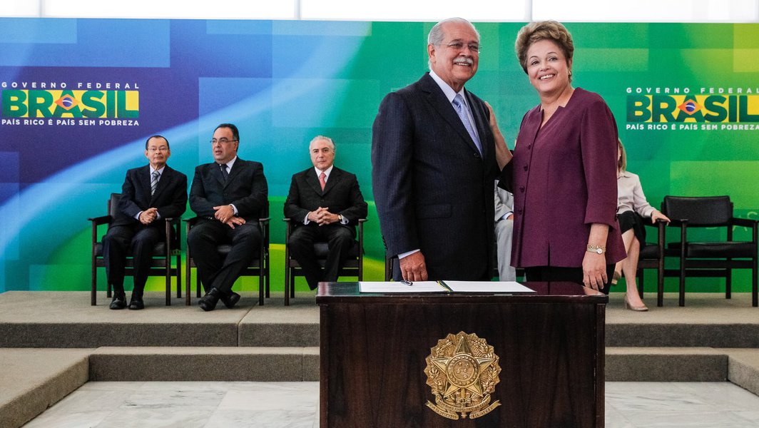Dilma empossa César Borges nos Transportes (Foto: Roberto Stuckert Filho) Dilma empossa César Borges nos Transportes