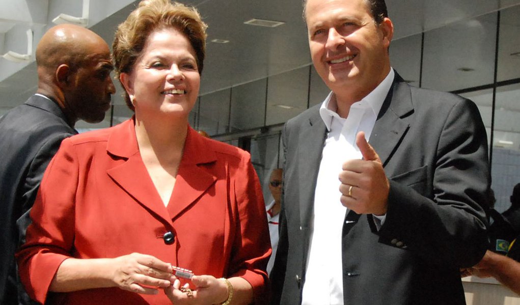 Dilma amplia o cerco ao PSB para se fortalecer Dilma amplia o cerco ao PSB para se fortalecer