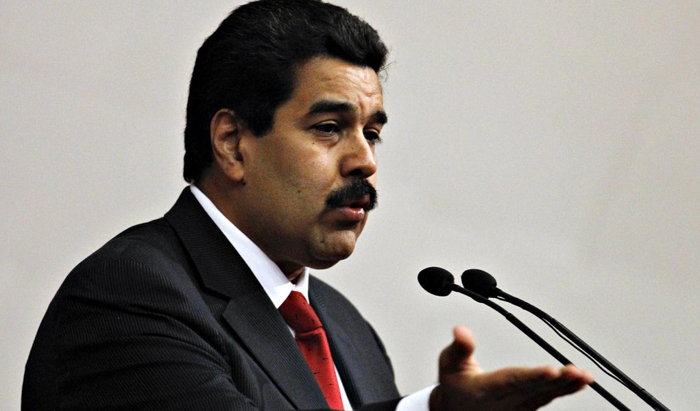 Maduro poderá governar Venezuela por decreto até fim de 2015 (Foto: Carlos Garcia Rawlins) Maduro poderá governar Venezuela por decreto até fim de 2015