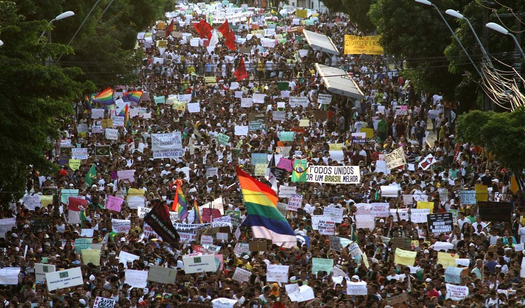 Protestos em Pernambuco devem mobilizar 50 mil (Foto: Flavio Alves/AImagem/Futura Pres) Protestos em Pernambuco devem mobilizar 50 mil