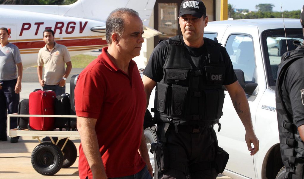 Advogado de Marcos Valério tenta adiar julgamento por mensalão (Foto: Arquivo/247) Advogado de Marcos Valério tenta adiar julgamento por mensalão