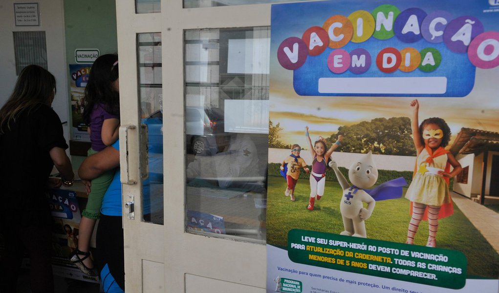 1,1 milhão de crianças atualizaram vacinas (Foto: Valter Campanato/Agência Brasil) 1,1 milhão de crianças atualizaram vacinas