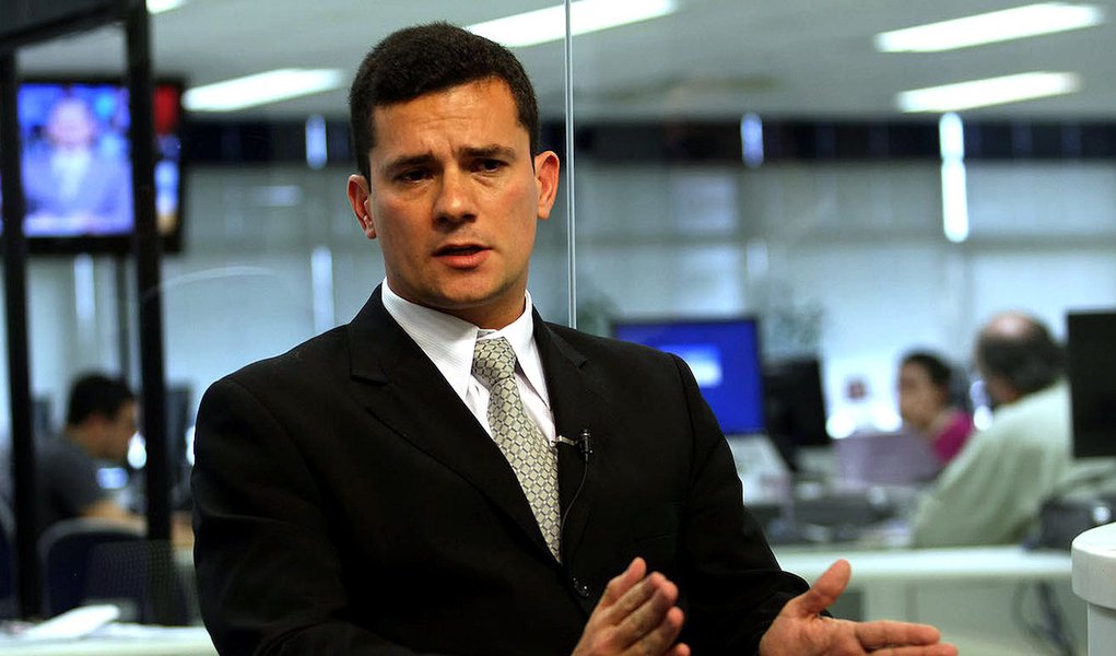Brasil, S„o Paulo, SP, 11/09/2008. SÈrgio Fernando Moro, juiz federal durante entrevista · TV Estad„o. - CrÈdito:J. F. DIORIO/ESTAD√O CONTE⁄DO/AE/Codigo imagem:107084 (Foto: Roberta Namour) Brasil, S„o Paulo, SP, 11/09/2008. SÈrgio Fernando Moro, juiz federal durante entrevista · TV Estad„o. - CrÈdito:J. F. DIORIO/ESTAD√O CONTE⁄DO/AE/Codigo imagem:107084