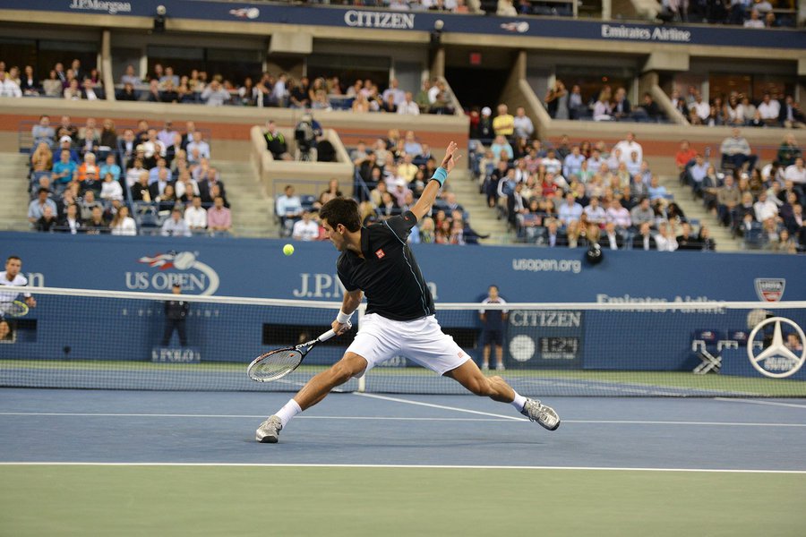 Top seed Novak Djokovic during the quarterfinal match against Mikhail Youzhny. (Foto: Luis Mauro Queiroz) Top seed Novak Djokovic during the quarterfinal match against Mikhail Youzhny.