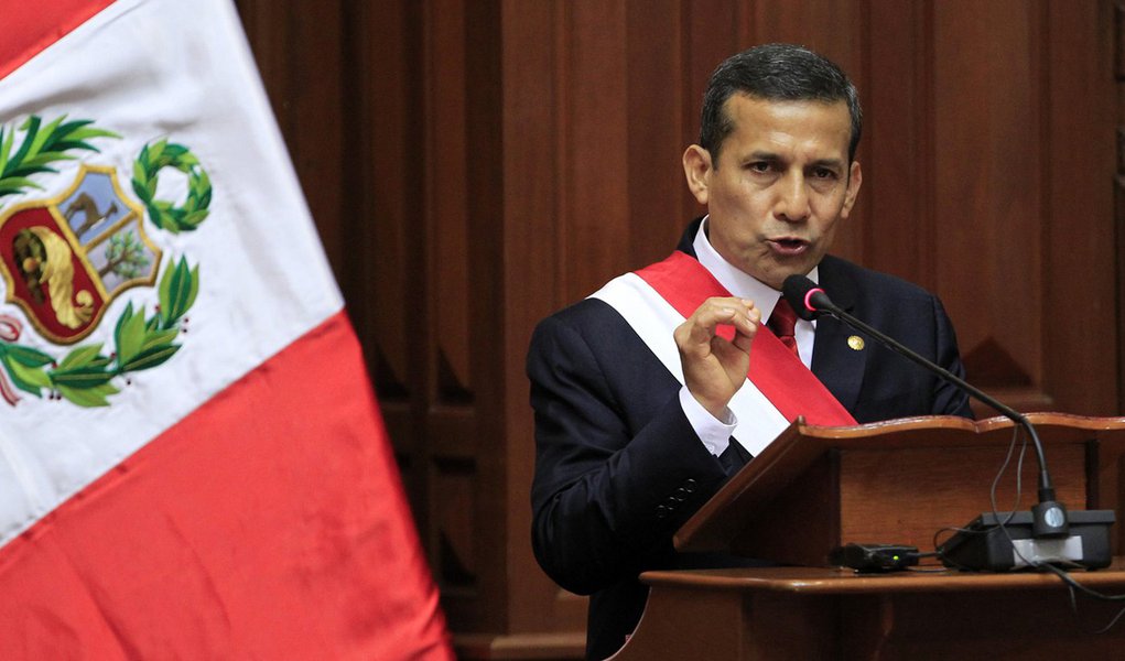 Governo Humala completa primeiro ano sob baixa aprovação (Foto: REUTERS/Enrique Castro-Mendivil) Governo Humala completa primeiro ano sob baixa aprovação