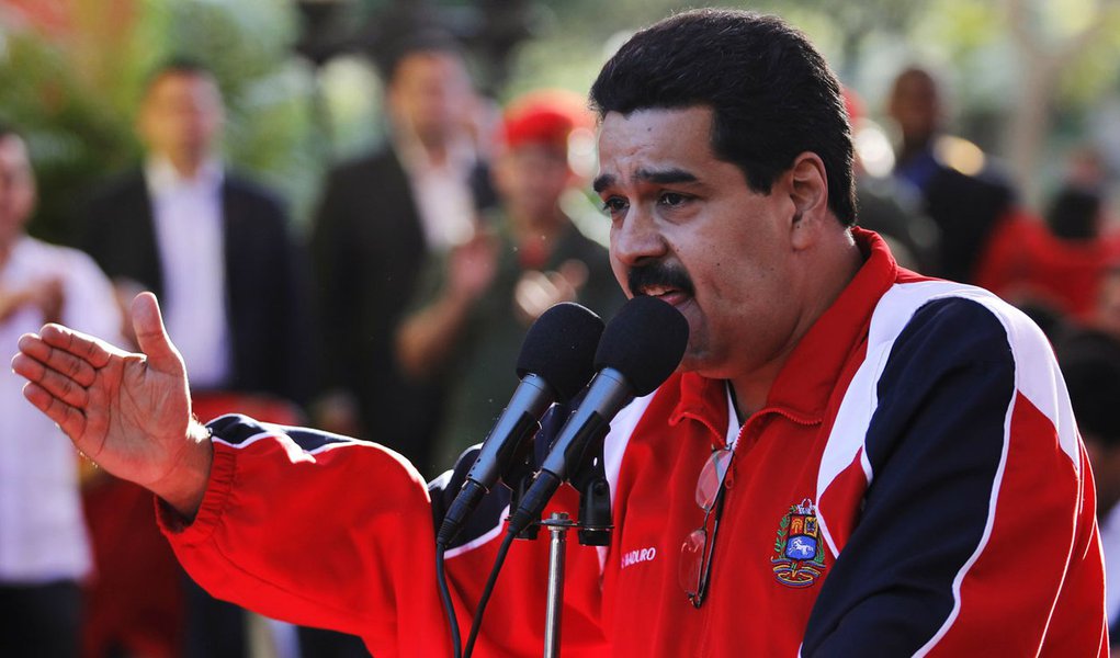 Maduro anuncia que visitará Chávez em Cuba (Foto: Carlos Garcia Rawlins) Maduro anuncia que visitará Chávez em Cuba