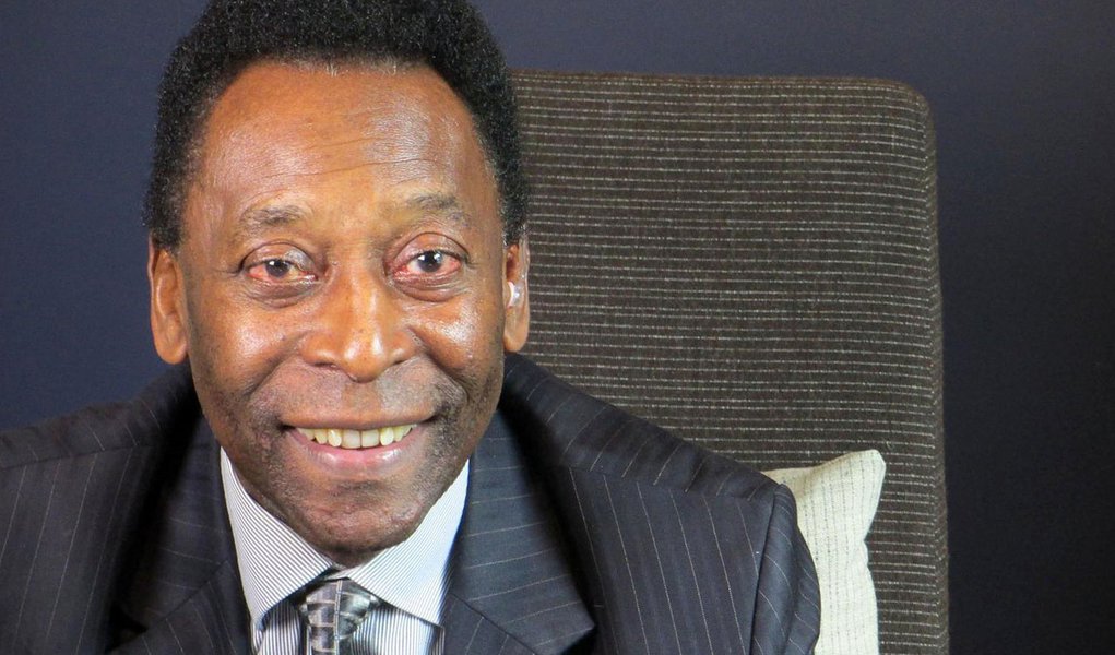 Pelé recebe título honorífico por trabalho humanitário (Foto: Reprodução/Facebook) Pelé recebe título honorífico por trabalho humanitário