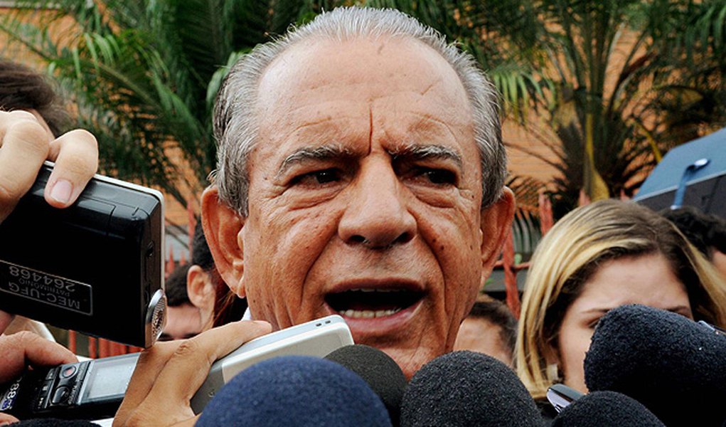 Justiça bloqueia bens de Iris Rezende (Foto: Léo Iran) Justiça bloqueia bens de Iris Rezende