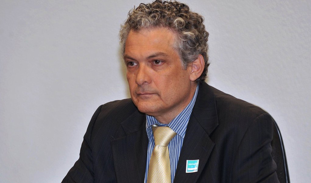 Brasil abre as portas para trabalhadores estrangeiros (Foto: José Cruz/Agência Brasil) Brasil abre as portas para trabalhadores estrangeiros