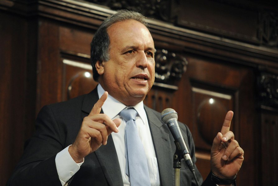 30-06-2014 - Rio de Janeiro - Posse de Luiz Fernando Pezão como governador do Rio. Pezão assume no lugar de Sérgio Cabral (Tomaz Silva/Agência Brasil) (Foto: Leonardo Lucena) 30-06-2014 - Rio de Janeiro - Posse de Luiz Fernando Pezão como governador do Rio. Pezão assume no lugar de Sérgio Cabral (Tomaz Silva/Agência Brasil)