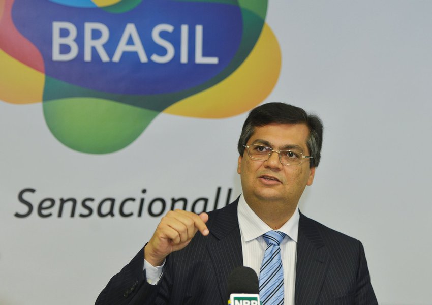 12-06-2013 - Brasília - O presidente da Embratur, Flavio Dino, apresenta os dados preliminares da Pesquisa Internacional de Preços da Hotelaria (PPH) para a Copa das Confederações e a Copa do Mundo. Foto Marcello Casal Jr/ABr (Foto: Leonardo Attuch) 12-06-2013 - Brasília - O presidente da Embratur, Flavio Dino, apresenta os dados preliminares da Pesquisa Internacional de Preços da Hotelaria (PPH) para a Copa das Confederações e a Copa do Mundo. Foto Marcello Casal Jr/ABr