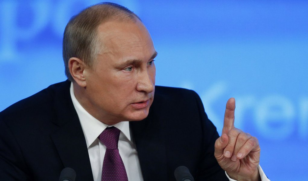 Presidente russo, Vladimir Putin, durante sua coletiva de imprensa anual de fim de ano, em Moscou. 18/12/2014. REUTERS/Maxim Zmeyev (Foto: Paulo Emílio) Presidente russo, Vladimir Putin, durante sua coletiva de imprensa anual de fim de ano, em Moscou. 18/12/2014. REUTERS/Maxim Zmeyev