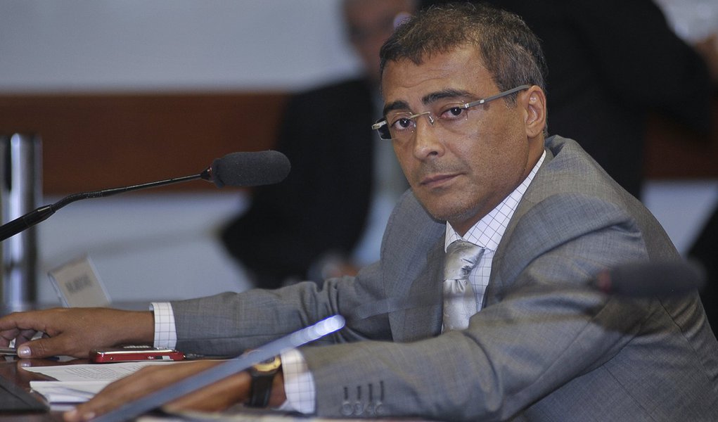 'Eu sou negro', afirma Romário em resposta a Tiburi (Foto: JOSE CRUZ AGENCIA BRASIL) 'Eu sou negro', afirma Romário em resposta a Tiburi