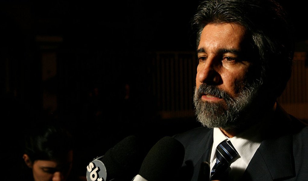Senador Valdir Raupp diz que se houver pressão popular vota contra reformas (Foto: BETO BARATA) Senador Valdir Raupp diz que se houver pressão popular vota contra reformas