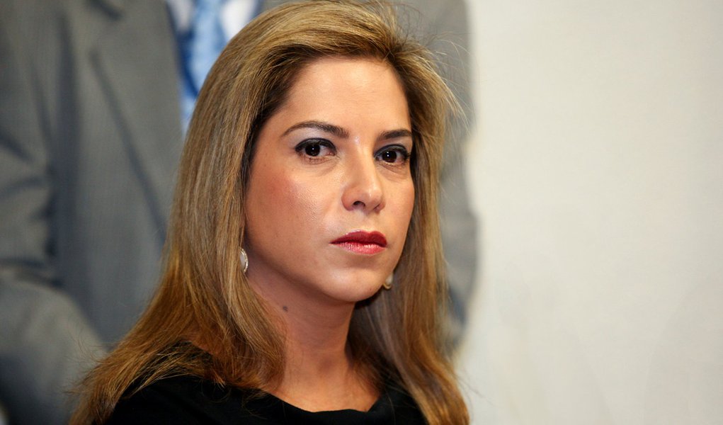 Ex-mulher é laranja de Cachoira, diz PF (Foto: Alan Marques/Folhapress) Ex-mulher é laranja de Cachoira, diz PF