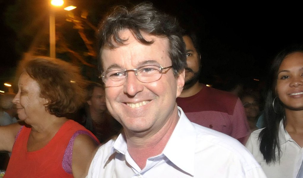 Costa deixa a indefinição no Recife e vai a Londres (Foto: Peire Garrido/PCR) Costa deixa a indefinição no Recife e vai a Londres