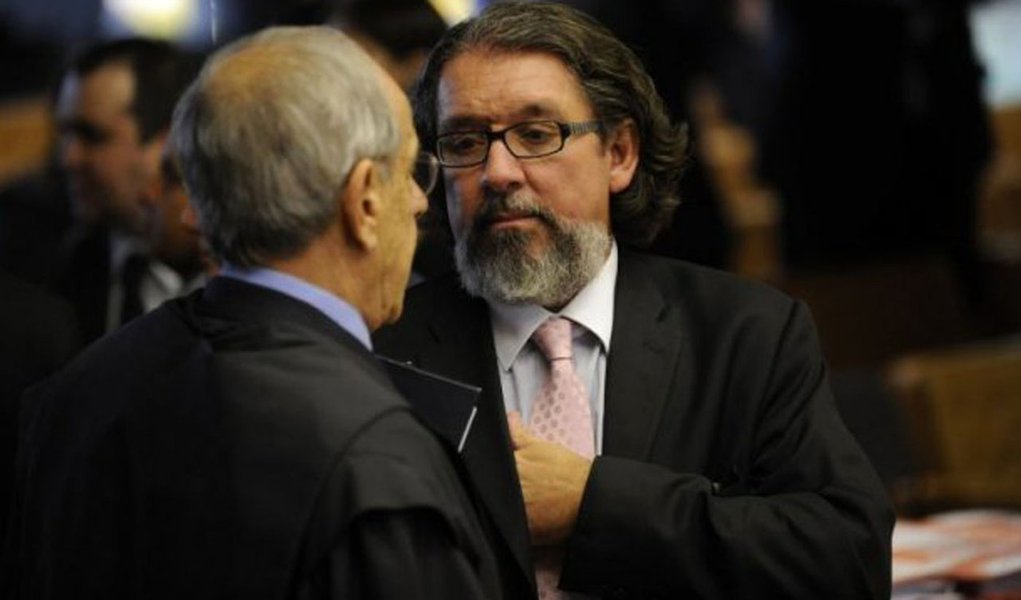 Mente de enxadrista para escapar do Mensalão (Foto: Fábio Rodrigues Pozzebom/ABr) Mente de enxadrista para escapar do Mensalão