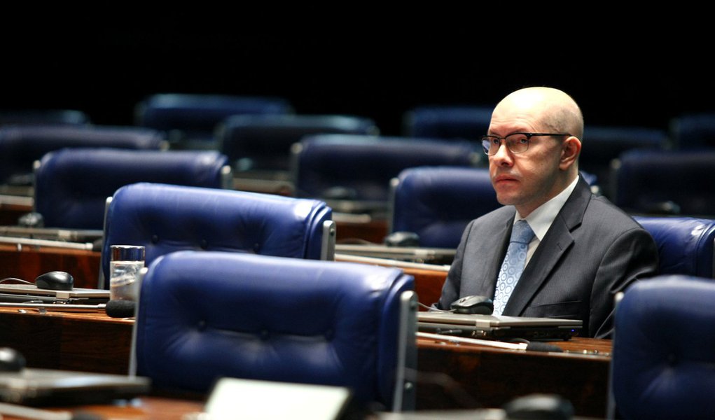 Maioria votará por cassação de Demóstenes no Senado (Foto: André Borges/Folhapress) Maioria votará por cassação de Demóstenes no Senado
