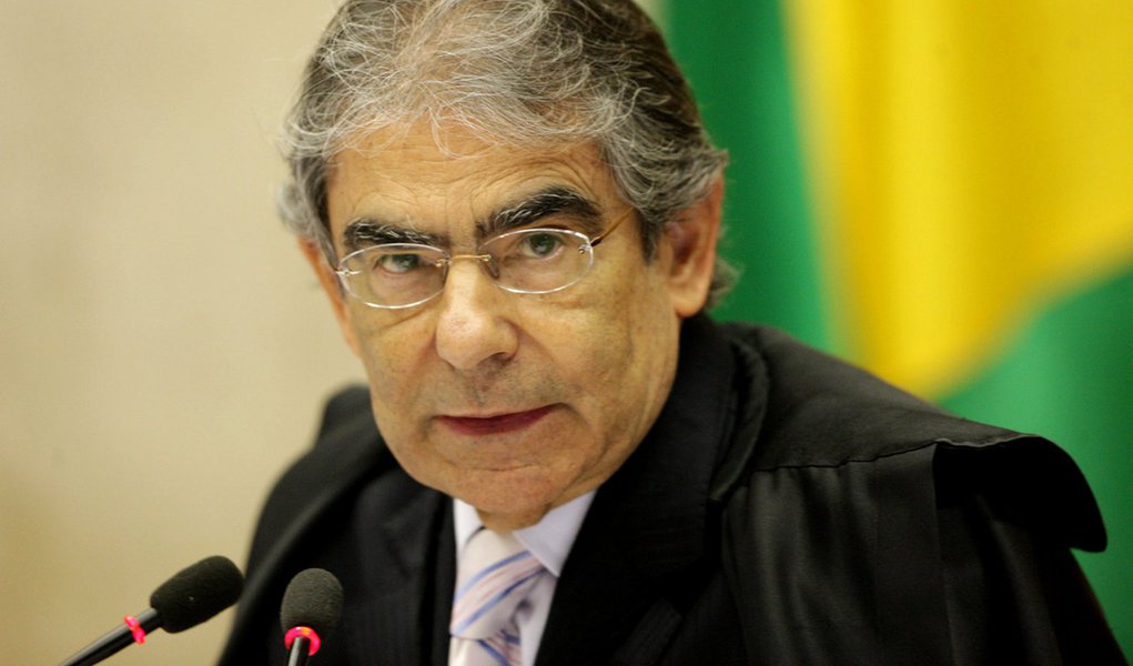 O mensalão, segundo Istoé (Foto: Humberto Costa/STF/Divulgação) O mensalão, segundo Istoé