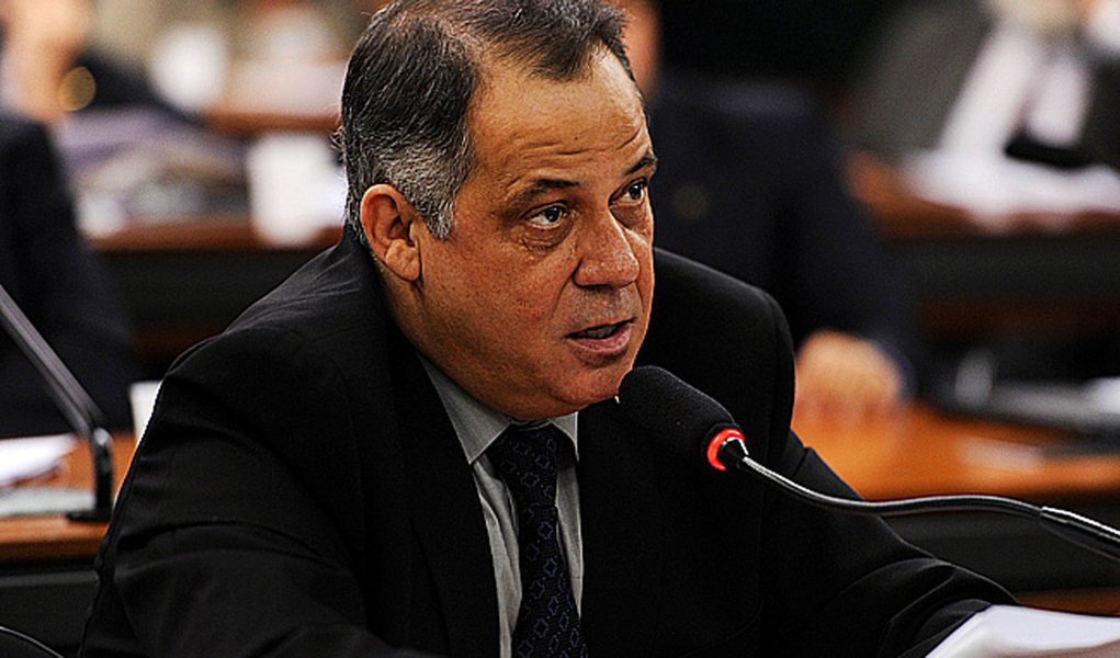 Leréia diz que só sai do PSDB se Azeredo for junto (Foto: DIVULGAÇÃO) Leréia diz que só sai do PSDB se Azeredo for junto