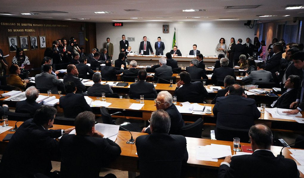 1º dia da CPI tem dilemas não resolvidos (Foto: REINALDO FERRIGNO/Agência Câmara) 1º dia da CPI tem dilemas não resolvidos