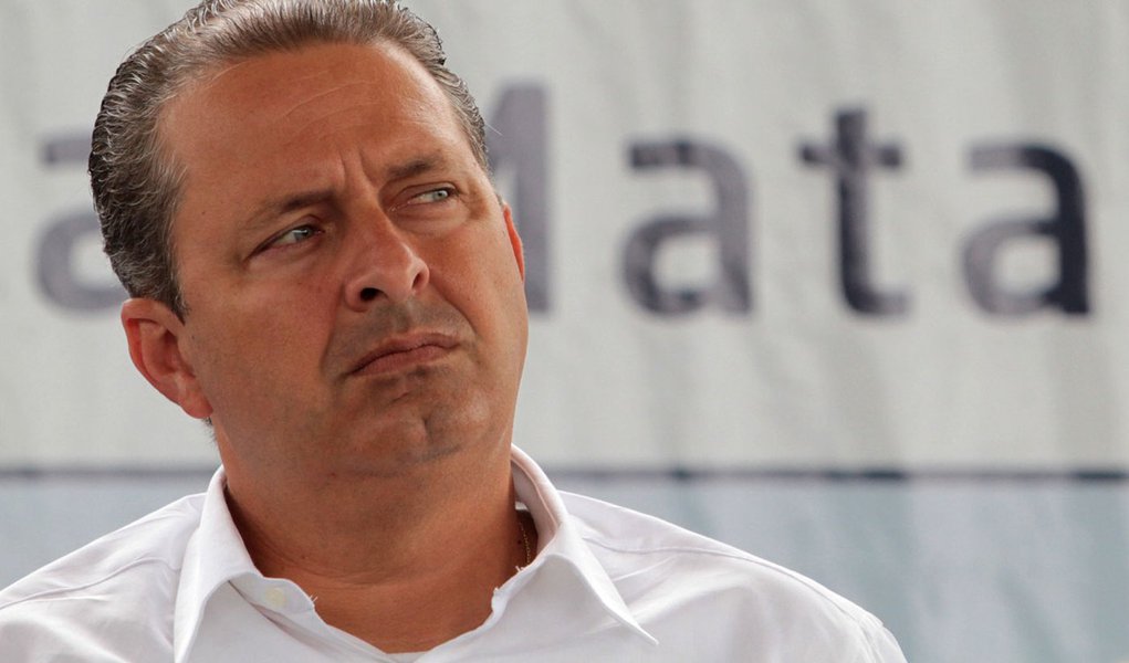 Campos joga duro e pode intervir no PSB (Foto: HELIA SCHEPPA/Agência Estado) Campos joga duro e pode intervir no PSB