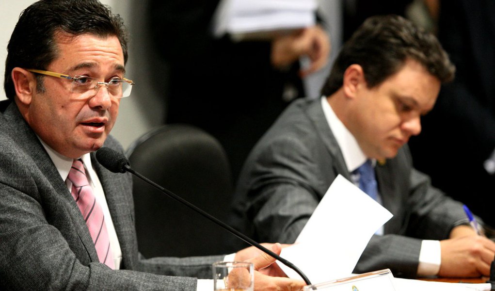 CPI vai convocar mulher de Gurgel para se explicar (Foto: Sérgio Lima/Folhapress) CPI vai convocar mulher de Gurgel para se explicar