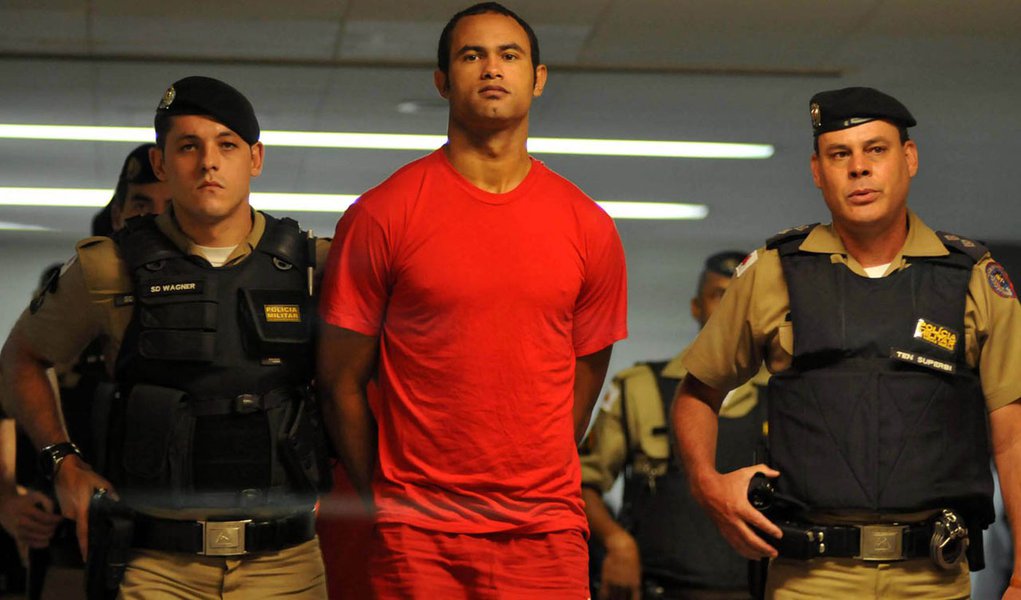 Bruno ganha liberdade na Justiça, mas permanece preso (Foto: Fotoarena/Folhapress) Bruno ganha liberdade na Justiça, mas permanece preso