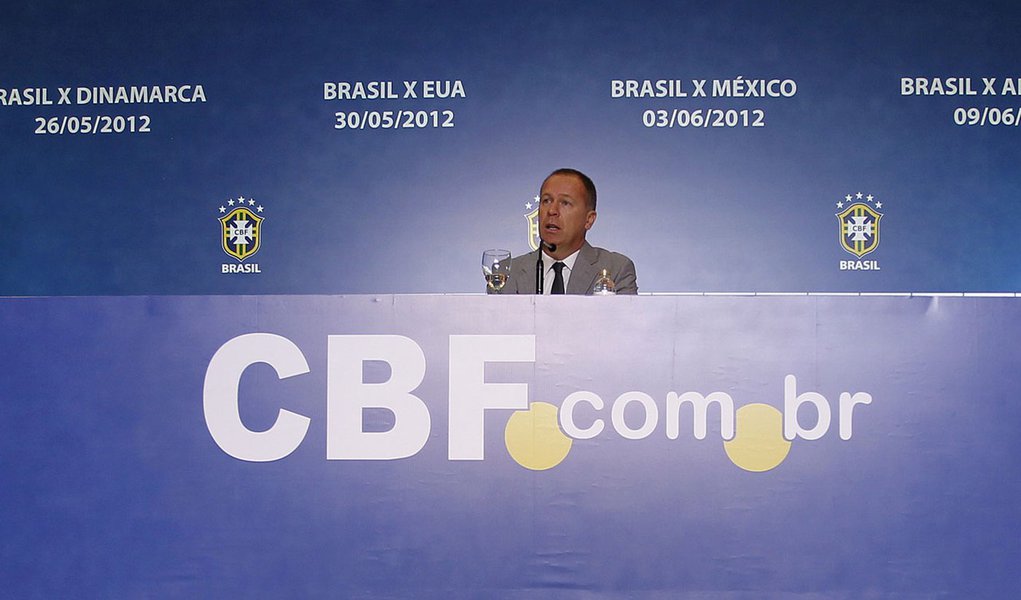 Mano Menezes convoca seleção para amistosos (Foto: Rafael Ribeiro / CBF) Mano Menezes convoca seleção para amistosos