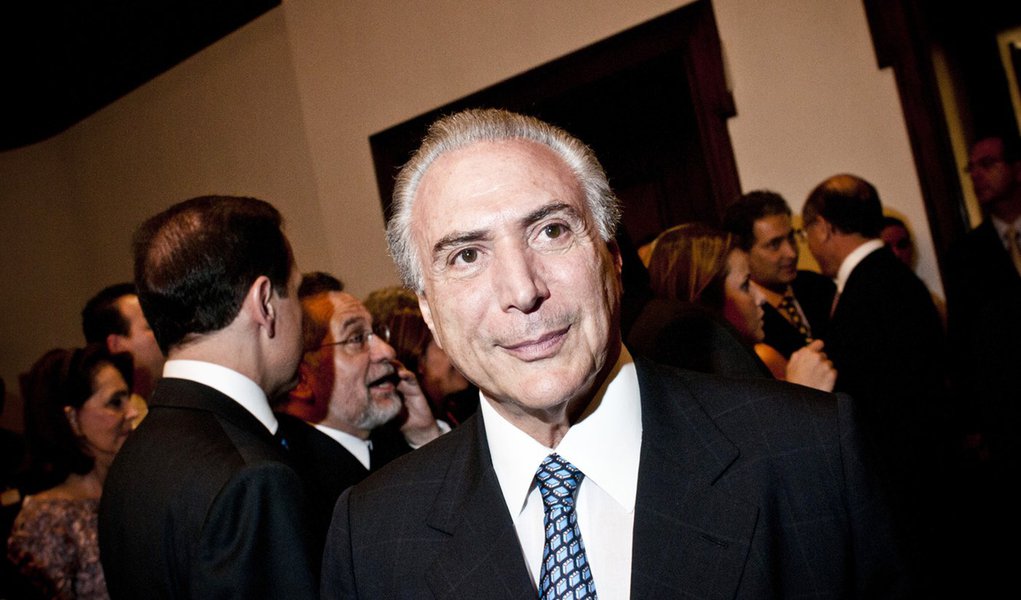‘Jantar e viajar com empreiteiro é pouco para levar Cabral à CPI’ (Foto: Alessandro Shinoda/Folhapress) ‘Jantar e viajar com empreiteiro é pouco para levar Cabral à CPI’