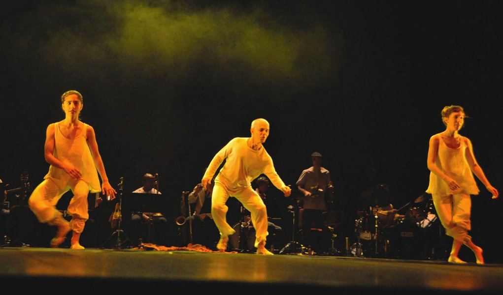 Festival Pernambuco em Dança 2012 no Teatro Santa Isabel (Foto: Fernando Silva/PCR) Festival Pernambuco em Dança 2012 no Teatro Santa Isabel