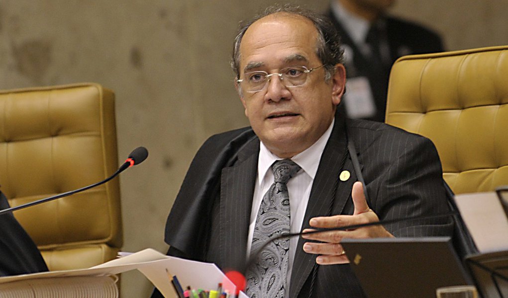 Mendes diz que mensalão precisa ser julgado neste semestre (Foto: Renato Araujo/ABr) Mendes diz que mensalão precisa ser julgado neste semestre