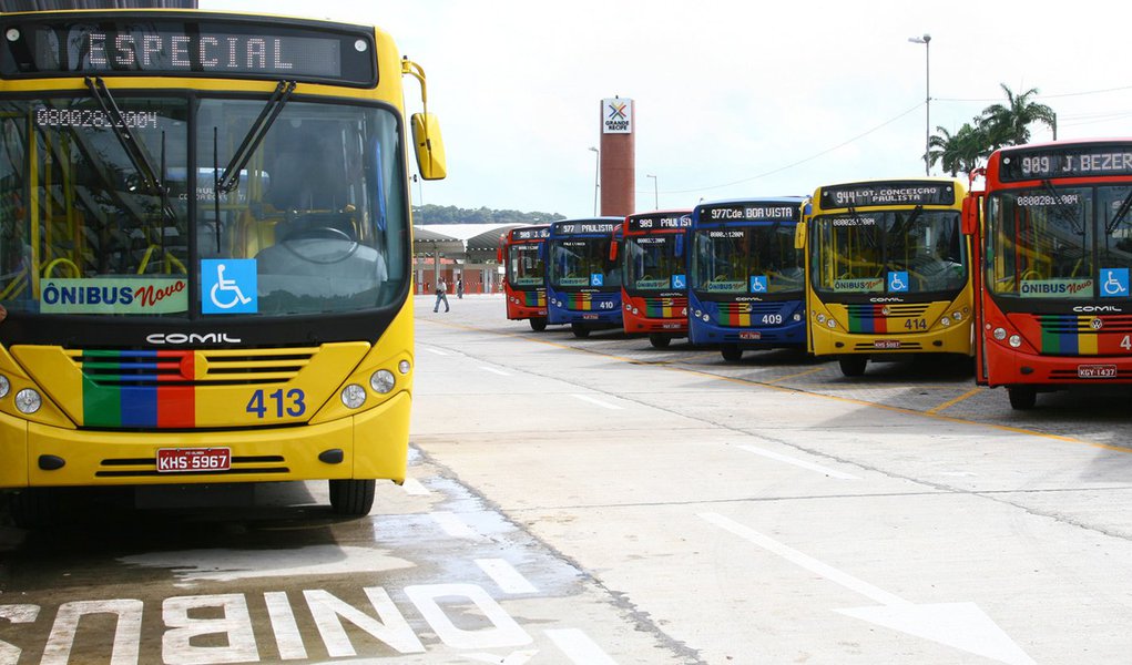 Operação Carnaval fará reforço especial na mobilidade da RMR (Foto: Arquivo/Grande Recife) Operação Carnaval fará reforço especial na mobilidade da RMR
