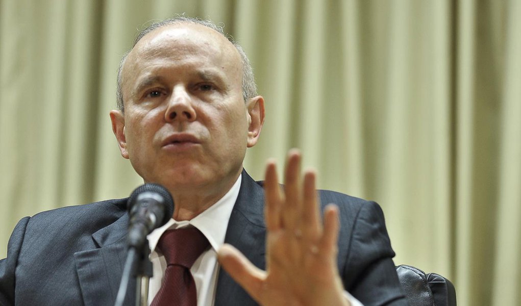 Ida de Mantega ao Senado deve ficar para março (Foto: Agencia Brasil) Ida de Mantega ao Senado deve ficar para março