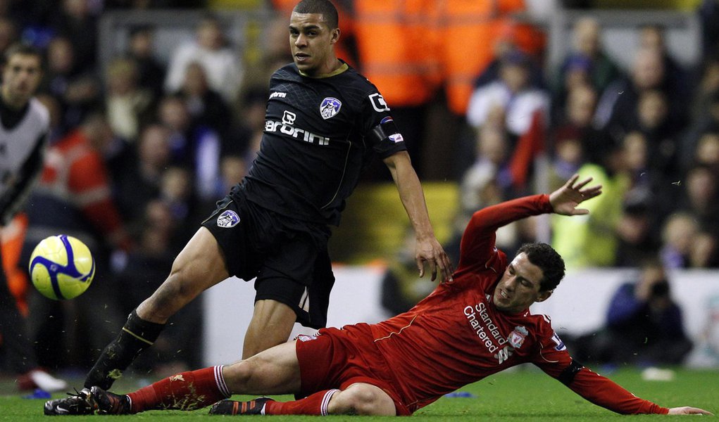 Mais um caso de racismo no Liverpool (Foto: Phil Noble/REUTERS) Mais um caso de racismo no Liverpool