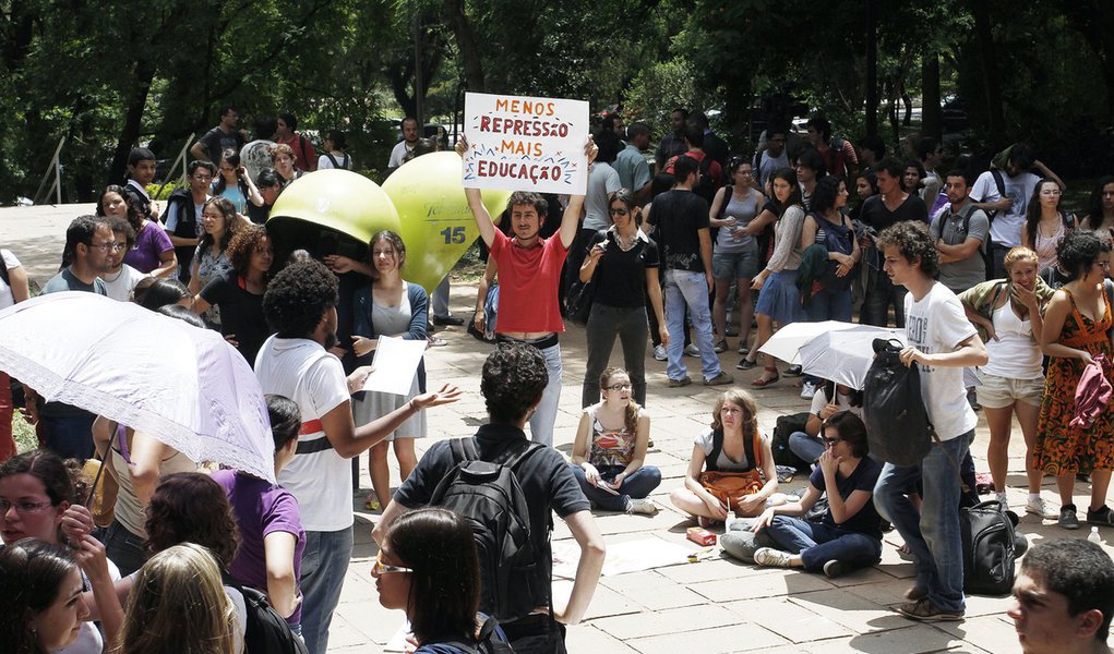 Esvaziada, greve na USP não conta com docentes (Foto: Rahel Patrasso/Agência Estado) Esvaziada, greve na USP não conta com docentes
