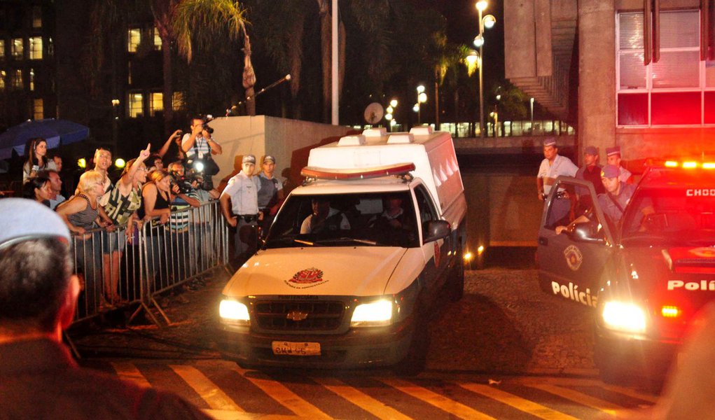 Júri deve decidir hoje destino de Lindemberg (Foto: CRISTIANO NOVAIS/AGÊNCIA ESTADO) Júri deve decidir hoje destino de Lindemberg