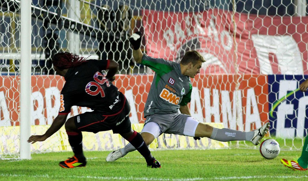 Flamengo decepciona e perde por 2 a 1 para o Boavista (Foto: RUI PORTO FILHO/AGÊNCIA ESTADO) Flamengo decepciona e perde por 2 a 1 para o Boavista