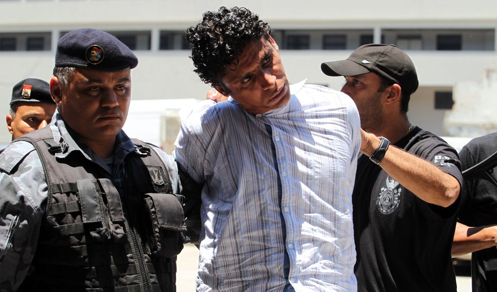 Sob forte escolta policial, Nem chega a Bangu 1 (Foto: WILTON JUNIOR/AGÊNCIA ESTADO) Sob forte escolta policial, Nem chega a Bangu 1