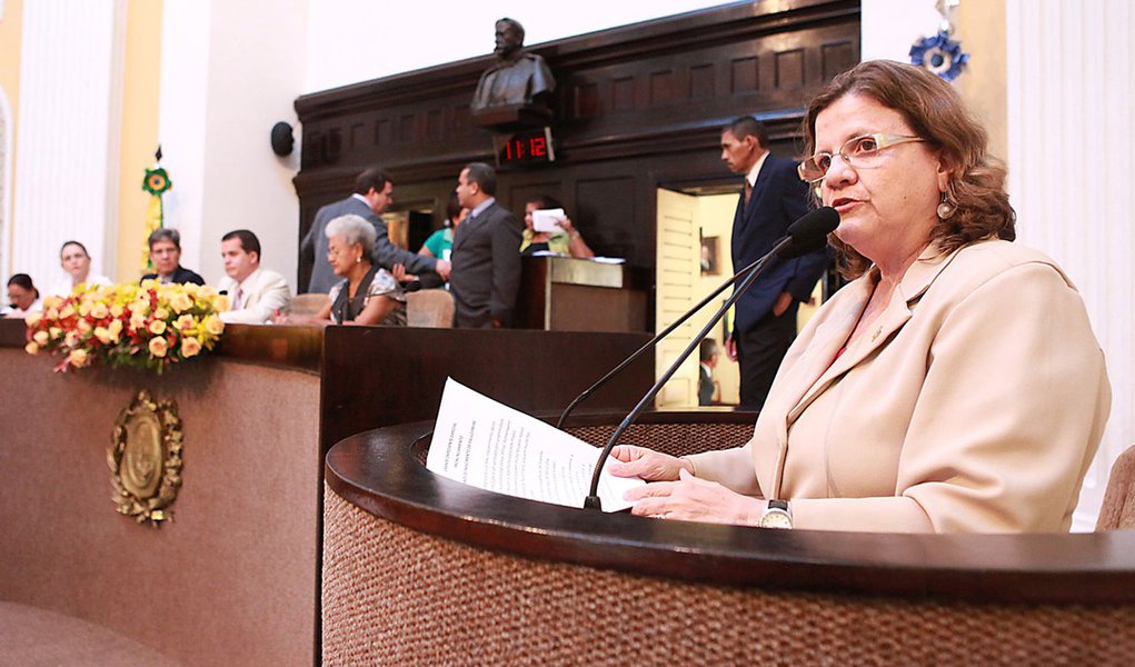 PT de Olinda adia decisão sobre entrega dos cargos (Foto: Rinaldo Marques/Alepe) PT de Olinda adia decisão sobre entrega dos cargos